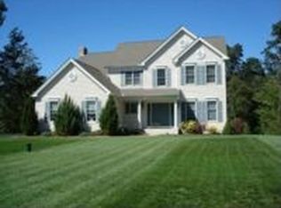 21 Seven Hills Xing, East Hampton, CT 06424