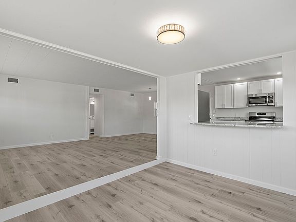 5th image of 5145 E Bay Dr Lot 201
