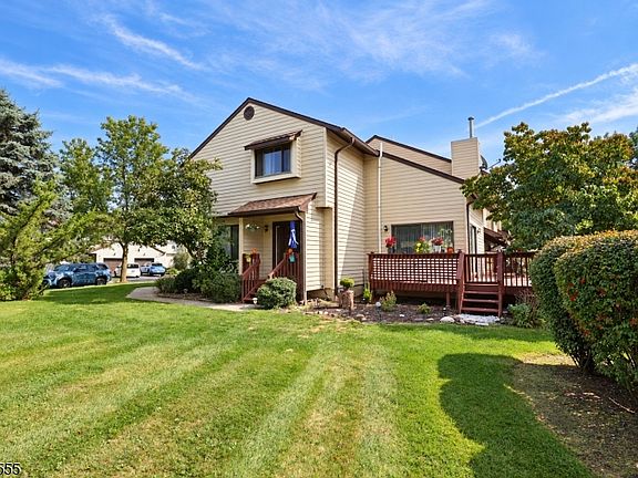 2nd image of 1 Sparrow Cir