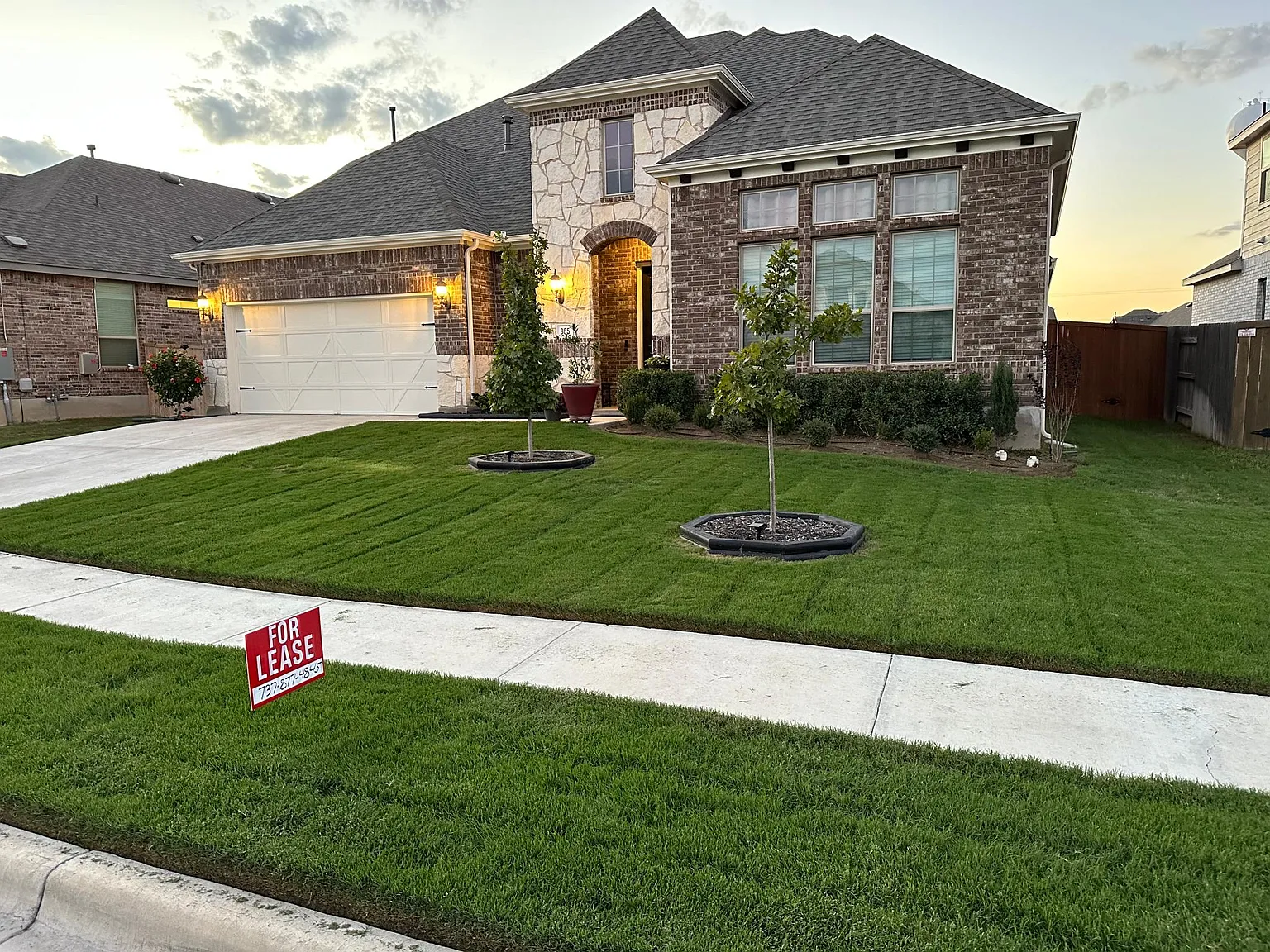 5 bed, 3002 sqft, $3,650 — Photo 2