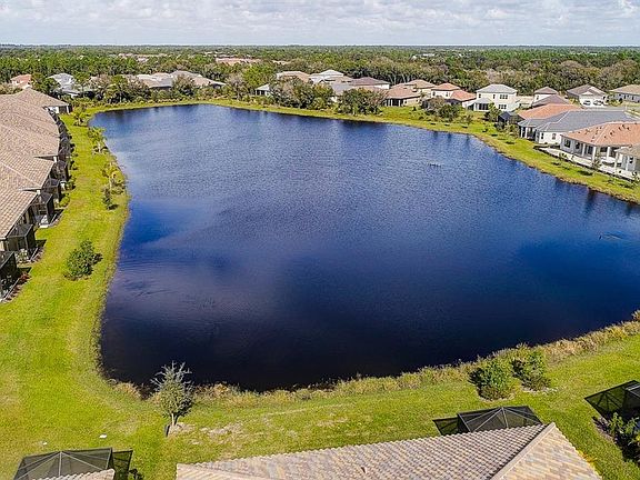 3rd image of 11716 Okaloosa Dr