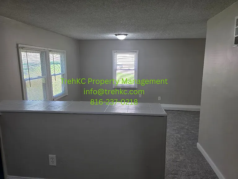 6338 Longwood Ct — Photo 4