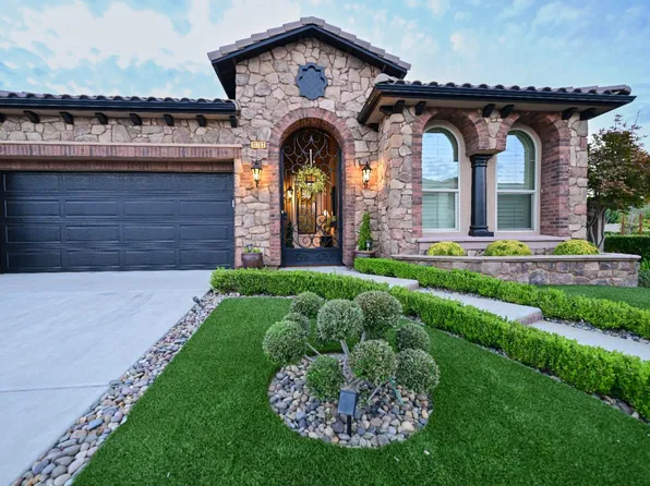 11767 N Bella Vita Ave, Fresno, CA 93730