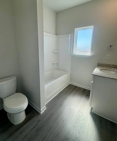 120 Monroe Ct — Photo 18