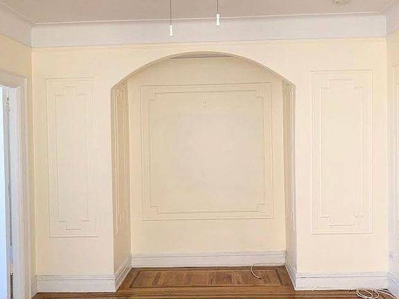 4th image of 30-89 44th St #3