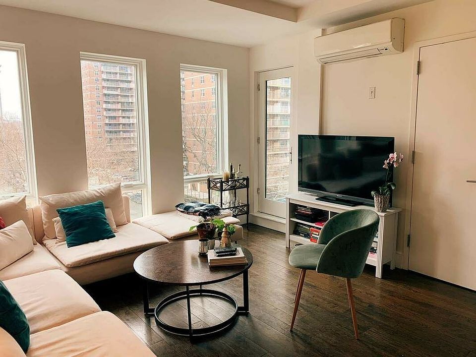 1st image of 49 Montrose Ave #5F
