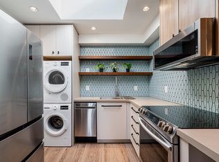 555 North Rd #204, Coquitlam, BC V3J 1N8