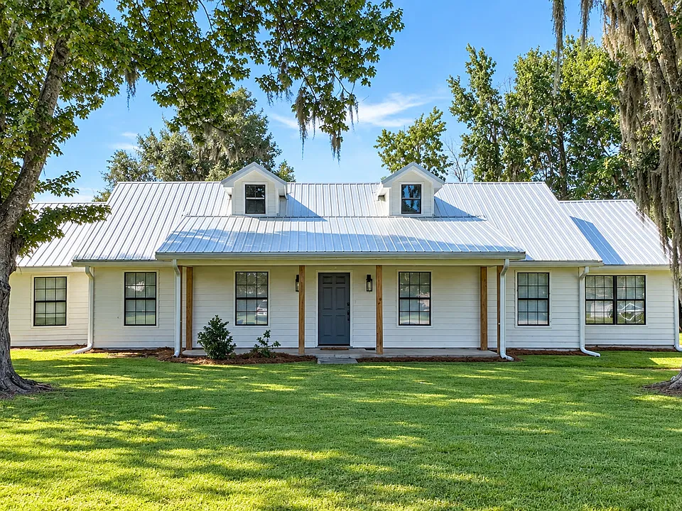 124 Wolfbay Cir