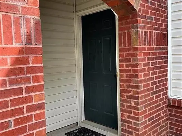 849 Windcroft Cir NW, Acworth, GA 30101