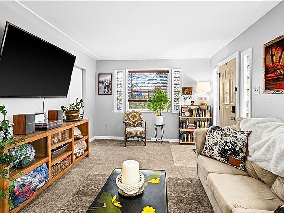 3rd image of 804 12th St
