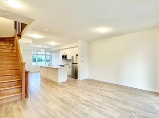 1865 Pickering Pkwy #304, Pickering, ON L1V6Z6