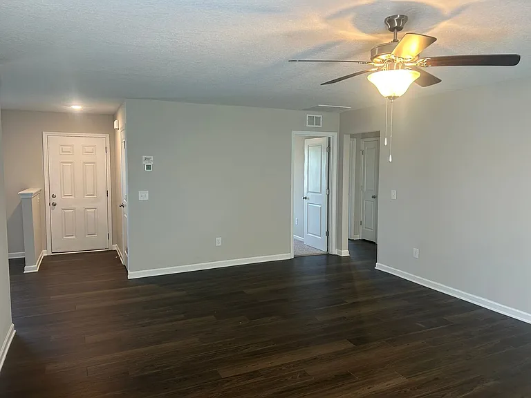 6379 Sandy Bottom Dr — Photo 7