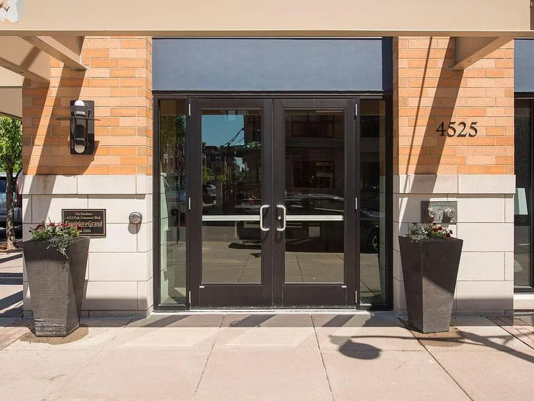 4525 Park Commons Dr #306 — Photo 22