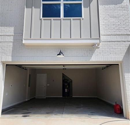 3rd image of 5520 Rock Place Ct