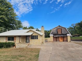 866 Kelley Ave, Ponca City, OK 74604