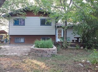 1208 E Park St, Pierre, SD 57501