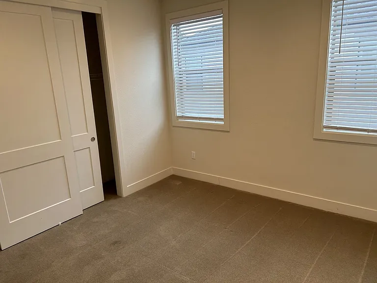 3904 Park Gardens Dr — Photo 23