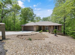 8 Romsey Ln, Bella Vista, AR 72714