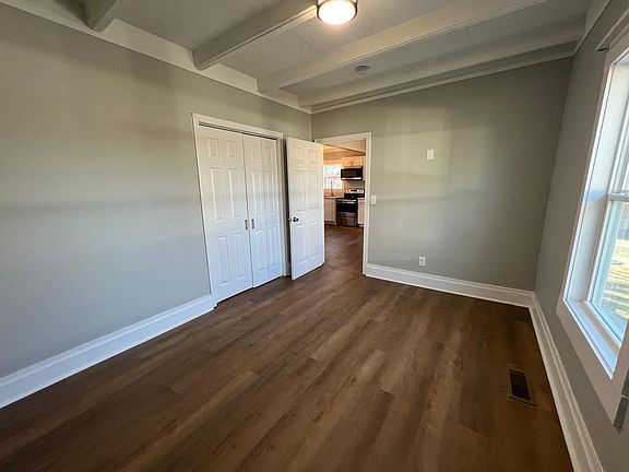 5th image of 1433 Ivy St #1