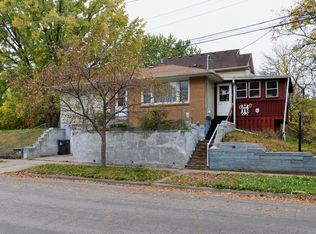 215 Maple St, Saint Paul, MN 55106