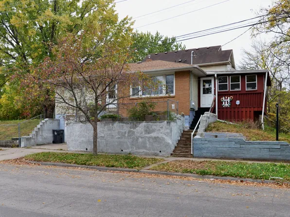 215 Maple St, Saint Paul, MN 55106