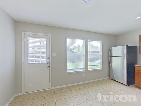 4th image of 429 Sandy Creek Dr