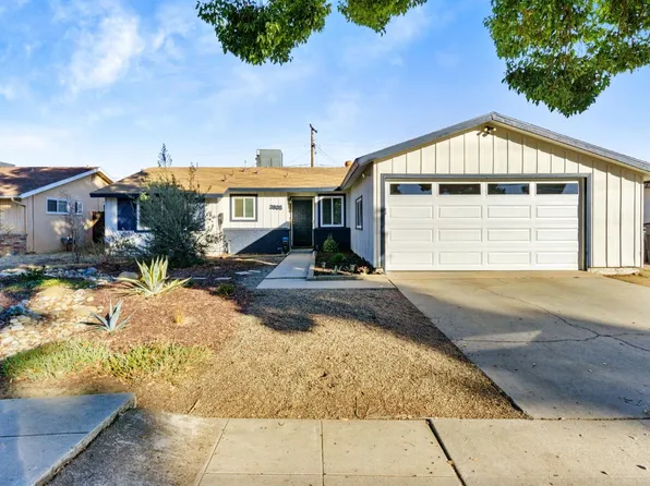 3805 E Ashlan Ave, Fresno, CA 93726