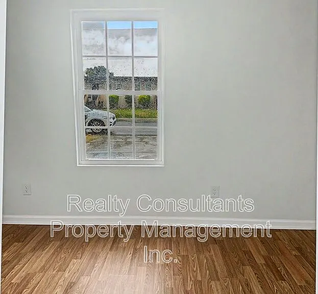3248 Chandler St — Photo 4