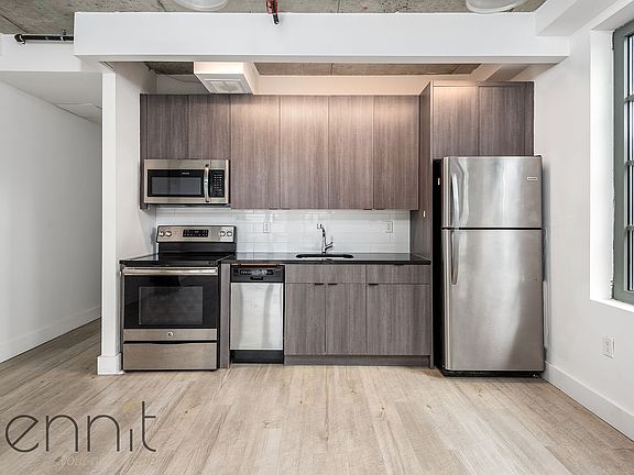 4th image of 1930 Bedford Ave #7AA