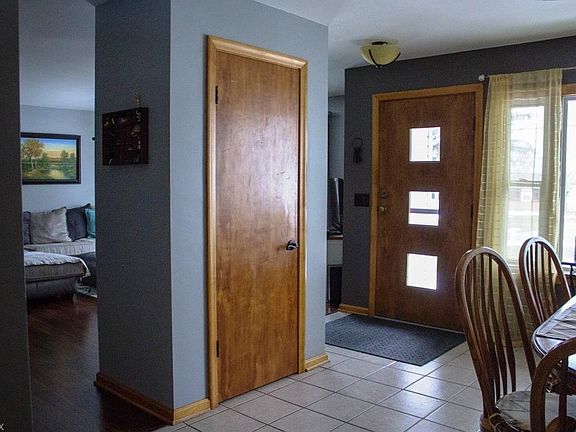 3rd image of 6303 Peach St