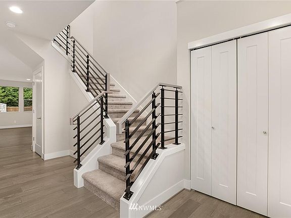 2nd image of 23526 SE 36th Ct
