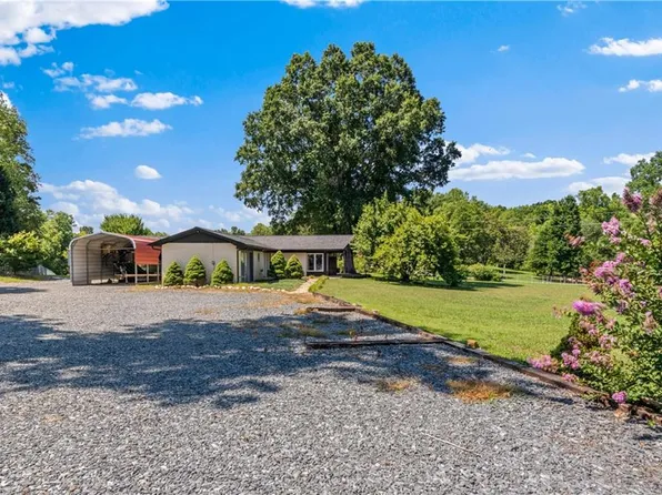 1456 Farmer Rd, Denton, NC 27239