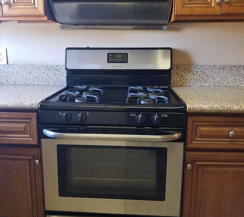 1st image of 13721 Los Angeles St APT J