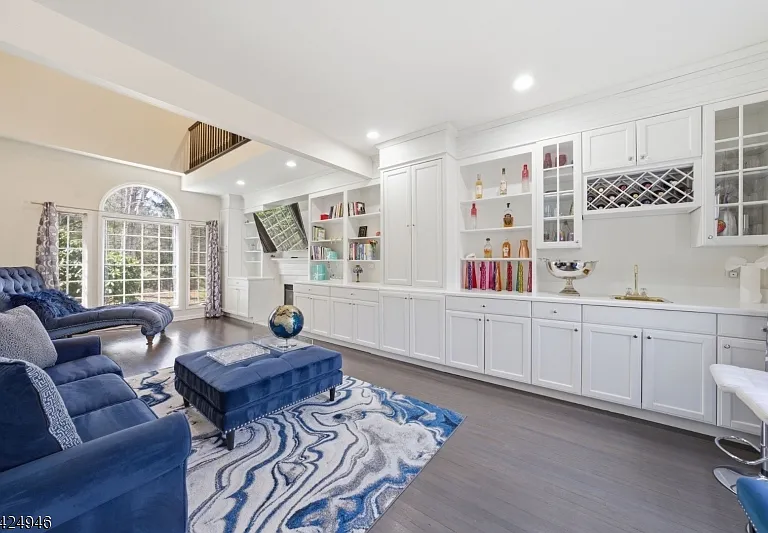 11 Rosewood Ln — Photo 12