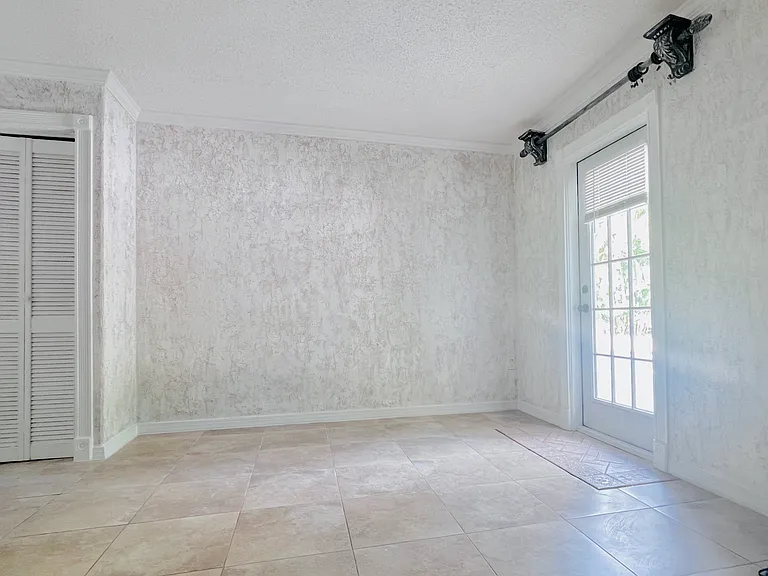8249 101st Ct — Photo 21