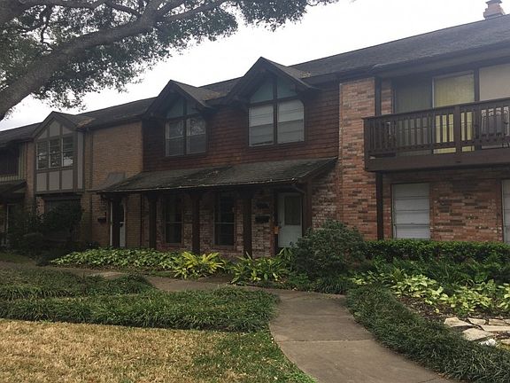 2nd image of 2215 Triway Ln #260