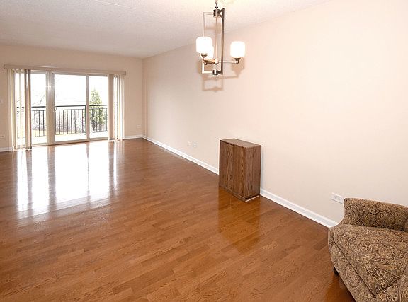 3rd image of 635 Perrie Dr #3042