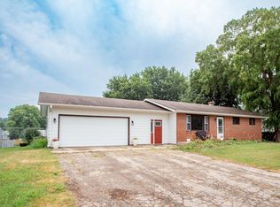 504 26th St, Monroe, WI 53566