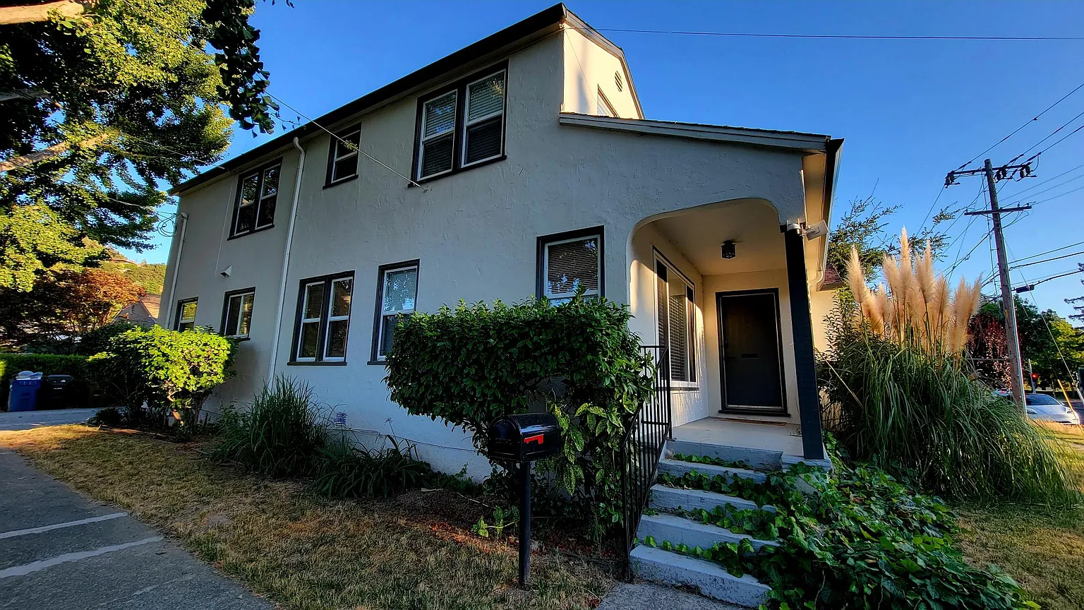2331 Alhambra Ave photo 1
