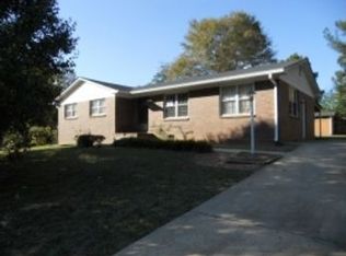 1676 Pheasant Dr, Jonesboro, GA 30238