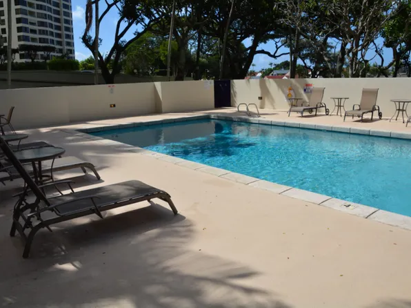 6710 Hawaii Kai Dr APT 402, Honolulu, HI 96825