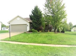 7287 Meadowhaven Dr, Chippewa Lake, OH 44215