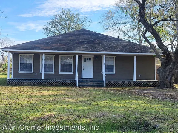 15525 Main St, Hamshire, TX 77622
