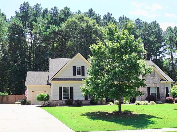 2nd image of 1524 Lakeland Dr