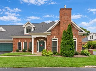 305 Westgate Terrace Ct, Saint Matthews, KY 40207