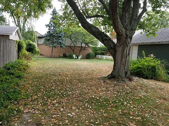 3rd image of 114 S Van Nortwick Ave