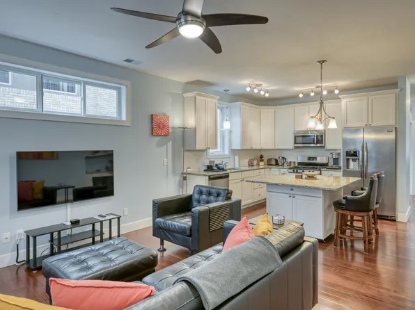119 E 8th St APT 5, Traverse City, MI 49684