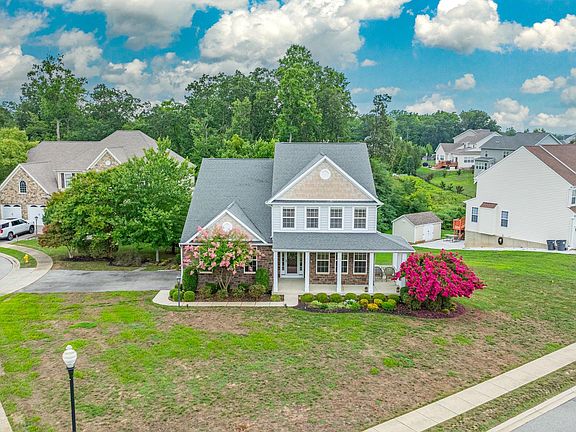 2nd image of 23618 Placid Hill Pl