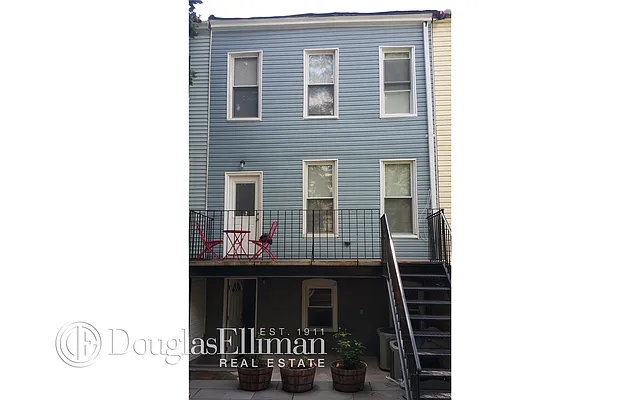 Rented by Douglas Elliman | media 14