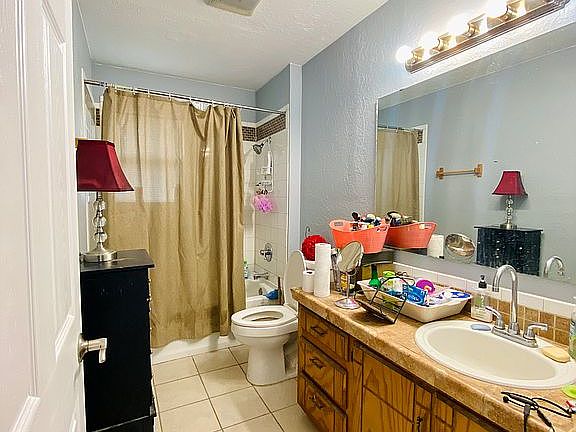 5th image of 5302 NW Elm Ave